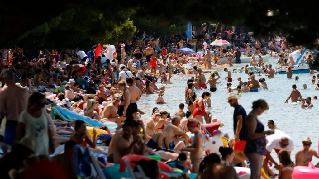 Hrvatska u špici produženog vikenda bilježi oko 520.000 turista, ali lipanj je slabiji nego lani