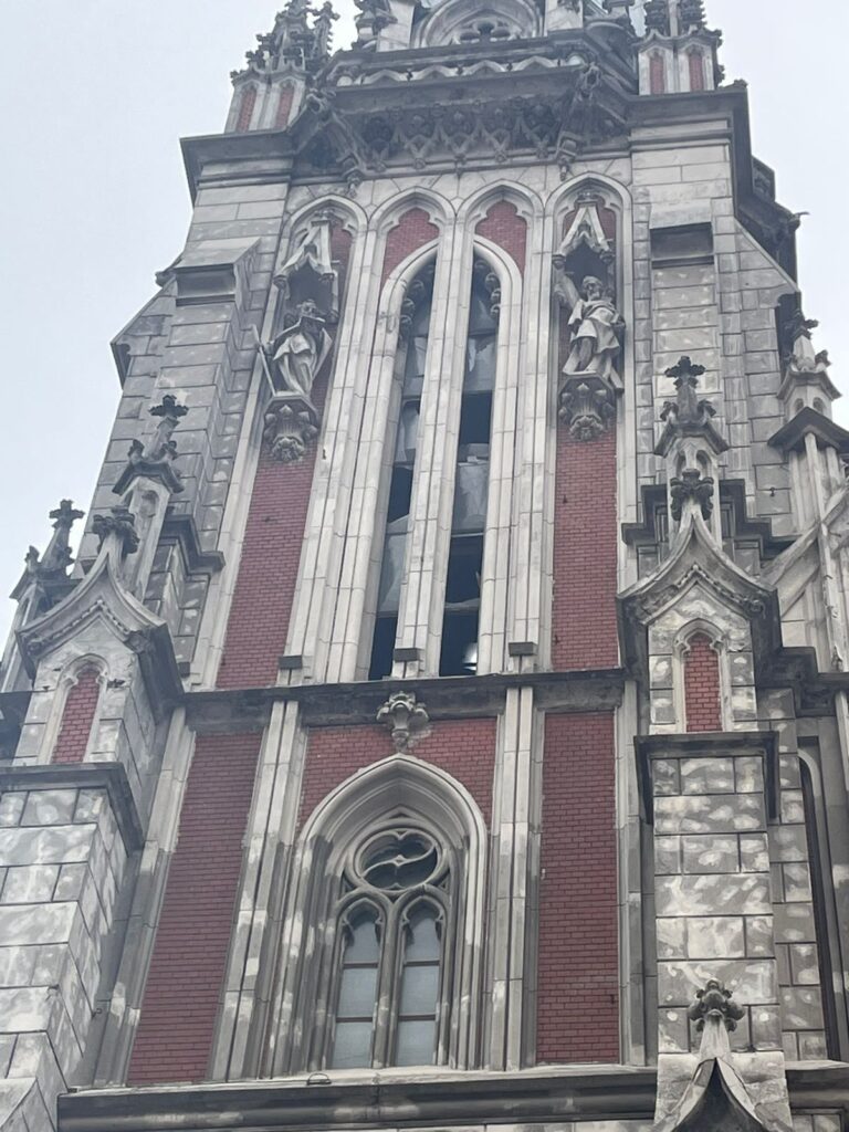 Kyiv cathedral after Russian attack