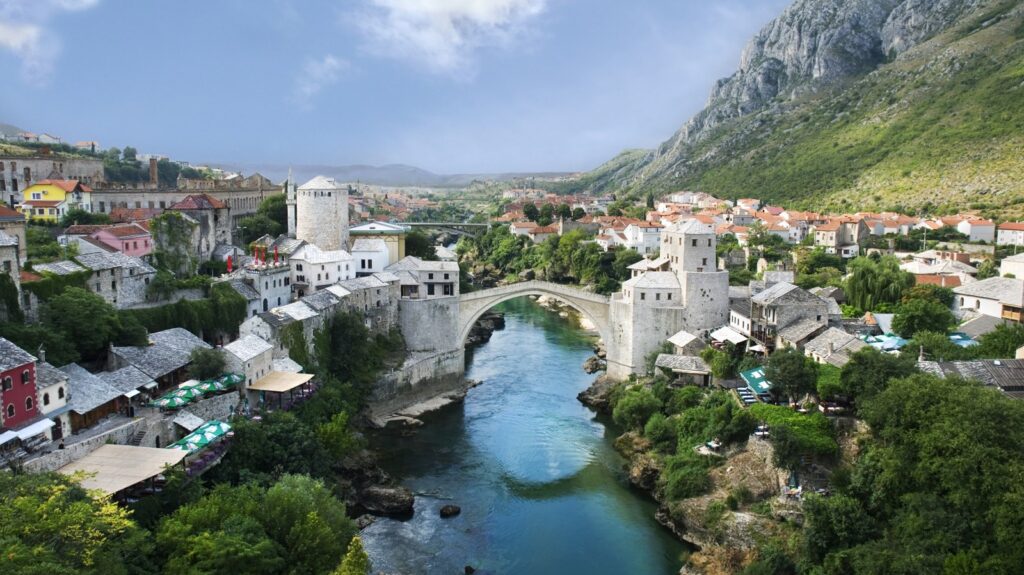 Mostar obilježio Dan civilnih žrtava rata i godišnjicu zločina na Uborku i Sutini
