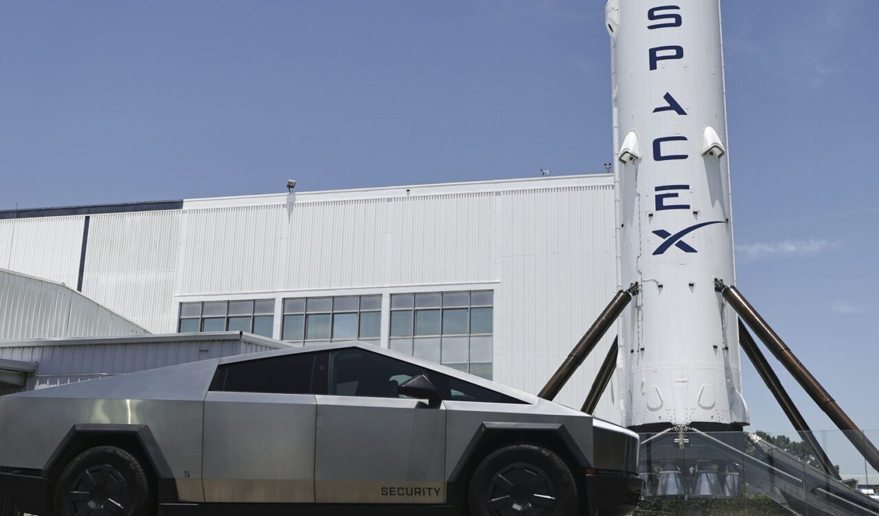 S&P 500 odbio ubrzani ulazak SpaceX-a, a time i otvorio pitanje za OpenAI i Anthropic