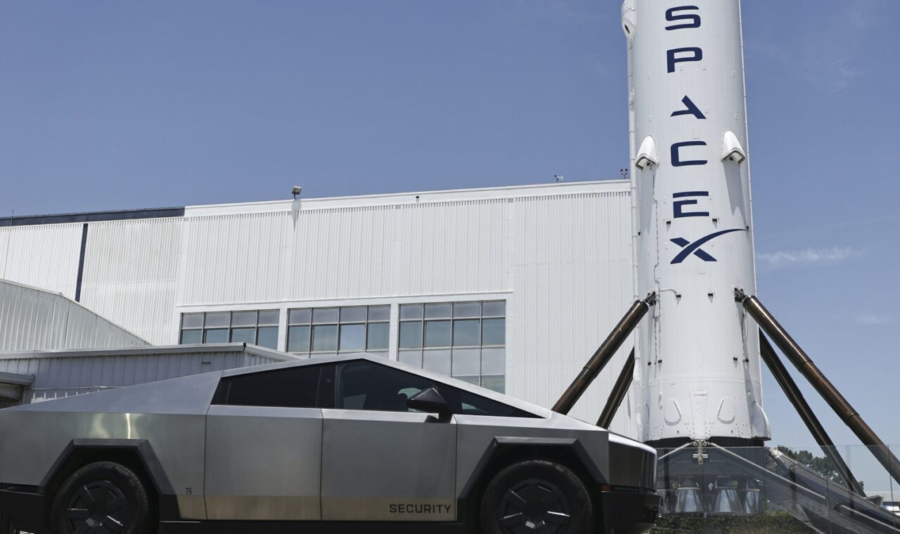 S&P 500 odbio ubrzani ulazak SpaceX-a, a time i otvorio pitanje za OpenAI i Anthropic
