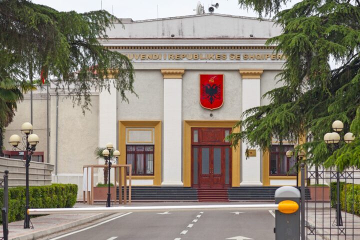 SBiH tvrdi da je Dodik ranije znao za odlazak Schmidta, a vlasti nisu znale za proces koji mijenja sliku BiH