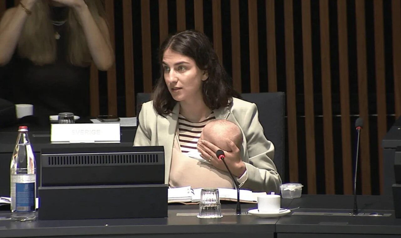Švedska ministrica dovela tromjesečnu bebu na sastanak ministara EU u Luksemburgu