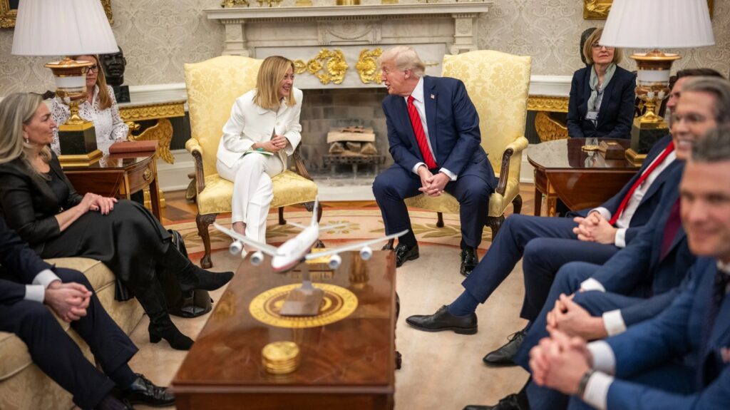 Trump imenovao Billa Pultlea za vršitelja dužnosti ravnatelja američke obavještajne službe