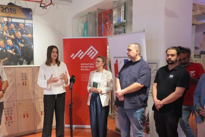 U Hrvatskom sportskom muzeju otvorena izložba Paninijevih albuma i hrvatskih nogometnih velikana