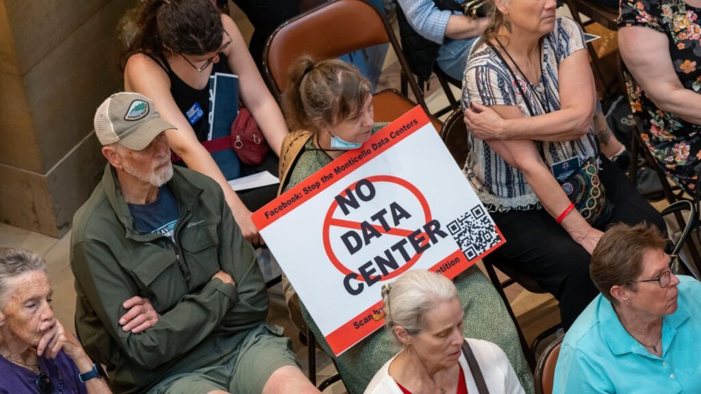 Više od 75 projekata podatkovnih centara vrijednih 130 milijardi dolara blokirano u prva četiri mjeseca 2026.