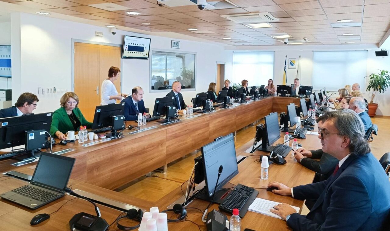VSTV i Europska komisija razgovaraju o pravilniku za vanjsko praćenje rada Odjela za imovinske kartone