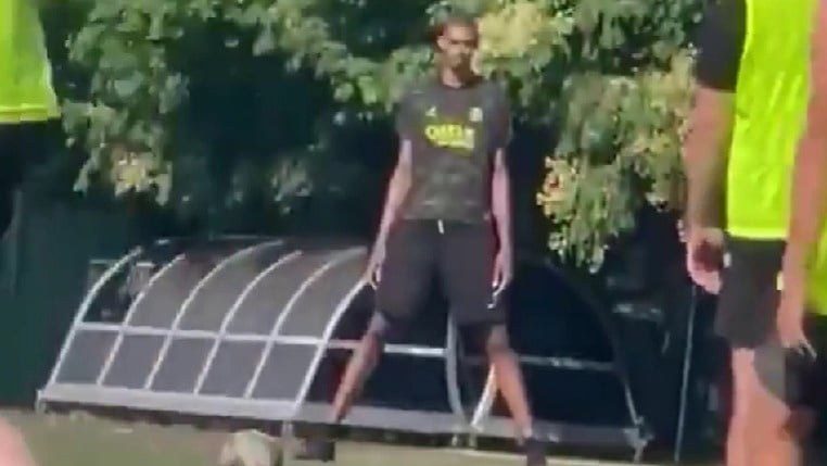 Wembanyama viralnim potezom iznenadio i na nogometnom terenu