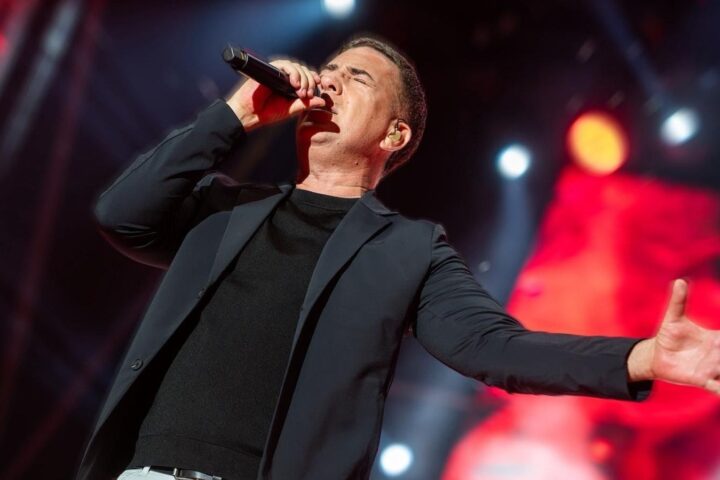 Željko Joksimović pred večerašnji koncert u Zetri objavio novu verziju pjesme i spomenuo Zmajeve