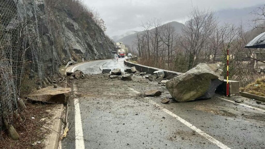 BIHAMK upozorava na odrone i usporen promet na više dionica u BiH