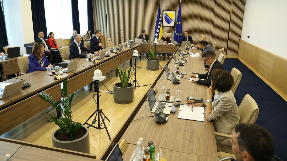 Budžet BiH ni sutra na dnevnom redu, BHRT dobio milionsku uplatu, ali odluka i dalje kasni