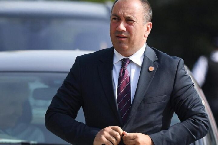 Crnadak tvrdi da zna ko će biti novi visoki predstavnik u BiH