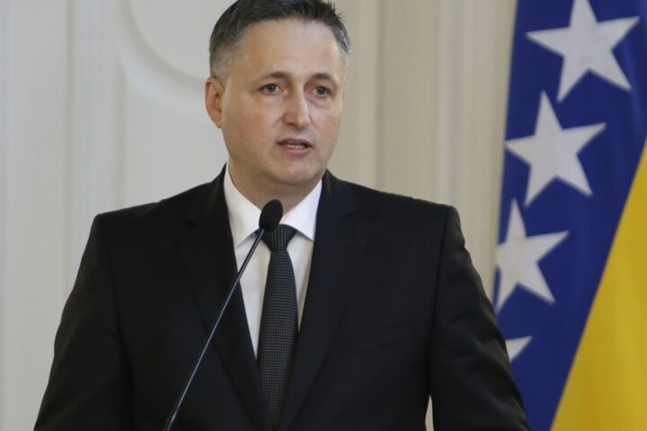 Denis Bećirović osudio rezoluciju hrvatskog Sabora kao neprihvatljivo miješanje u suverena pitanja