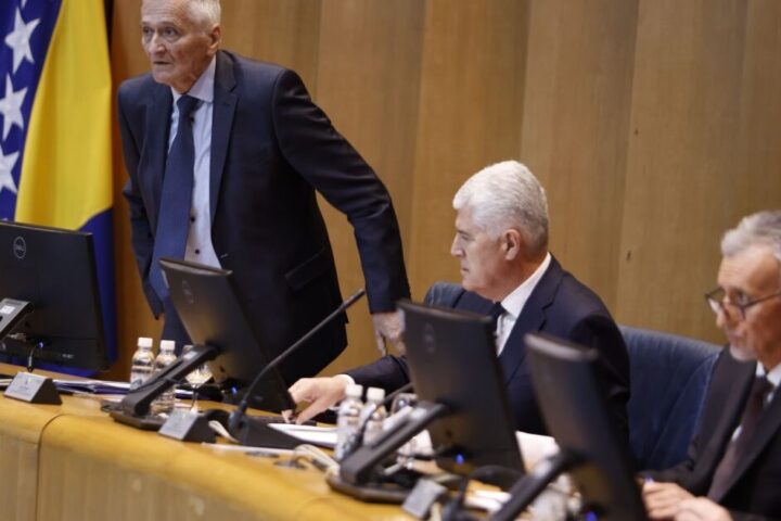 Dom naroda BiH danas na hitnoj sjednici o VSTV-u i Sudu BiH, ishod i dalje neizvjestan
