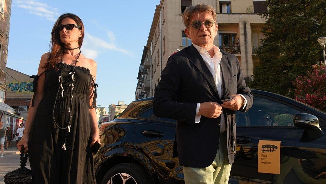 Dragan Bjelogrlić s Majom na otvorenju Pula Film Festivala