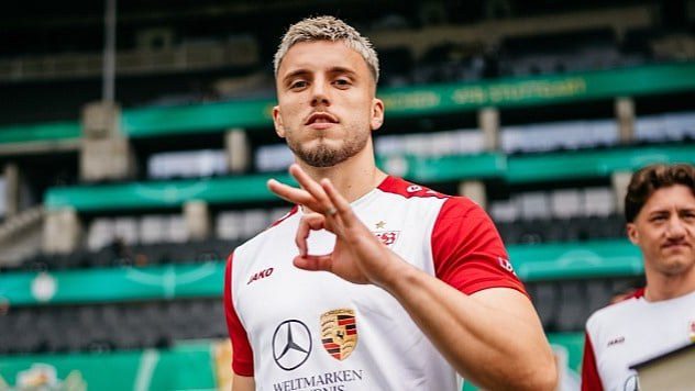 Ermedin Demirović se priključio Stuttgartovim pripremama usred špekulacija o transferu
