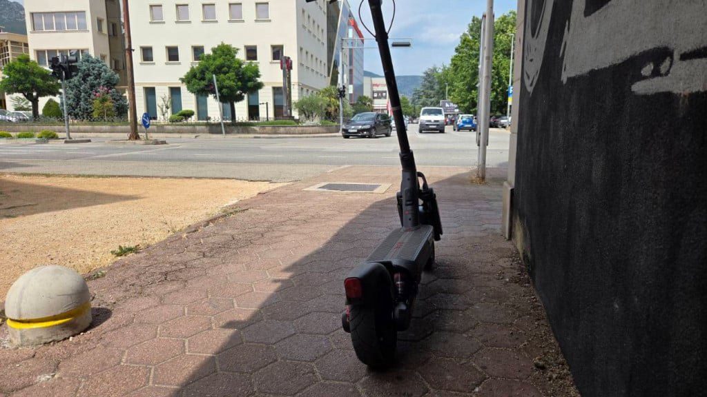 Forto traži reguliranje električnih romobila nakon smrtonosnog sudara