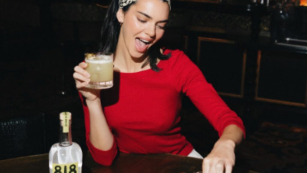 Holivudske zvijezde sve više ulažu u alkoholne brendove, a Kendall Jenner je na vrhu liste