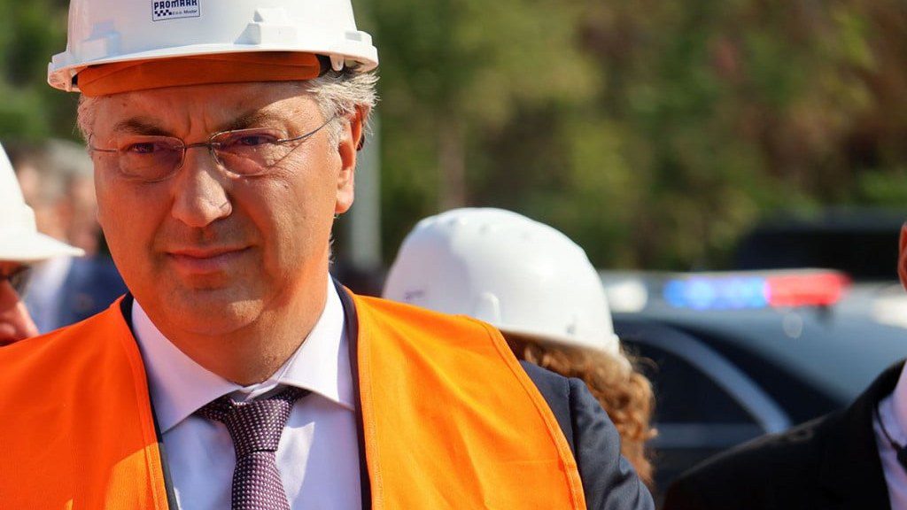 Hrvatska izdvaja 16,1 milijun eura za projekte Hrvata izvan domovine, HNK Mostar dobiva 3,5 milijuna eura