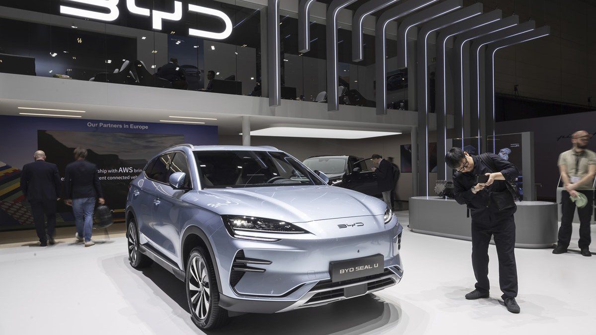 Kineski izvoz automobila prvi put premašio milion vozila mjesečno