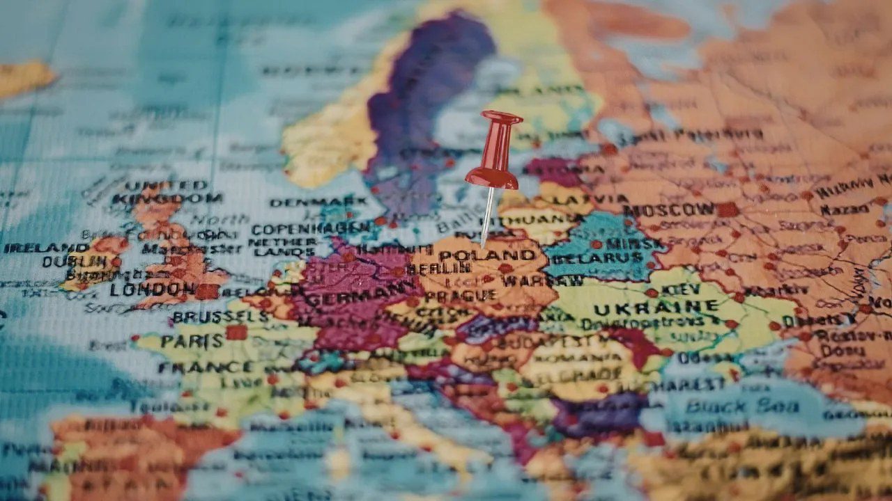 Mapa Evrope pokazuje kada su žene dobile pravo glasa, a evo kada je to pravo stiglo u BiH