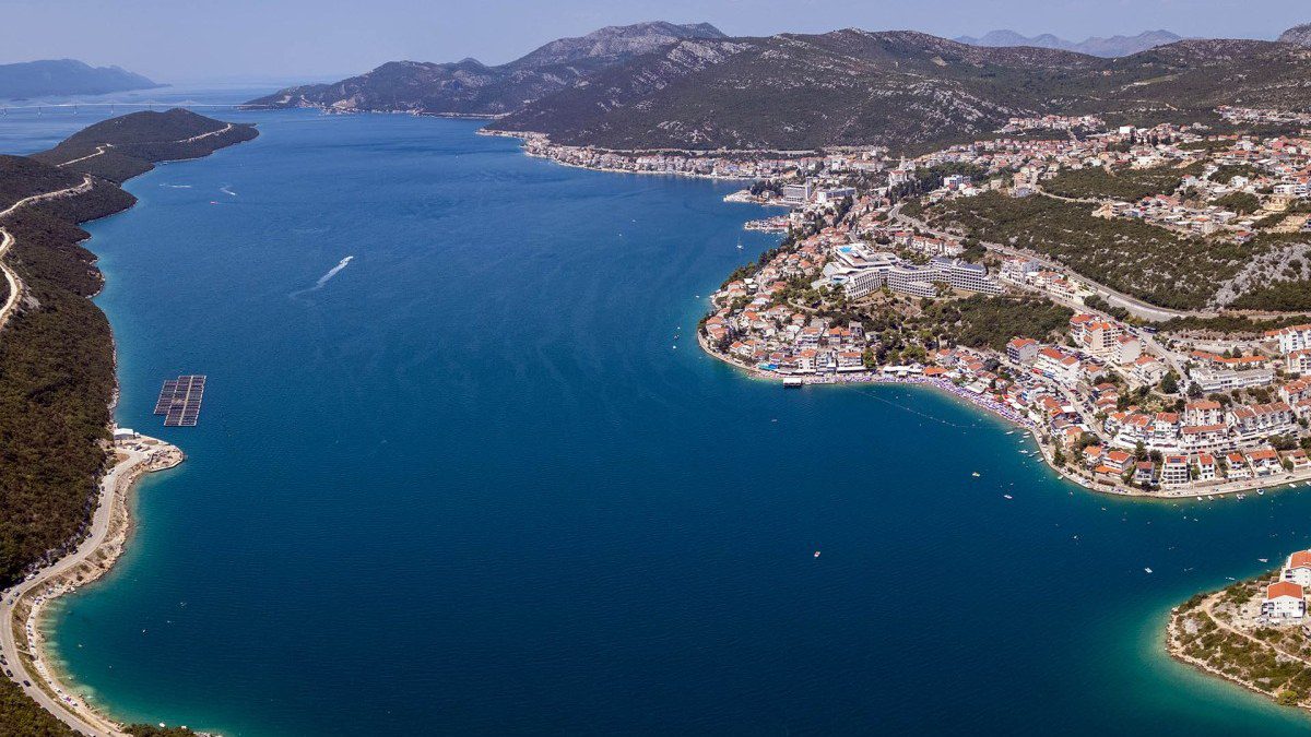 Neum uoči špice sezone gotovo popunjen, u hotelima najviše gostiju iz zapadne Europe