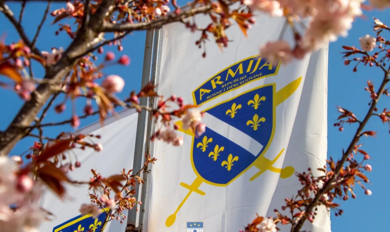 NSRS usvojila zabranu isticanja simbola Armije RBiH, predviđene kazne do pet godina zatvora