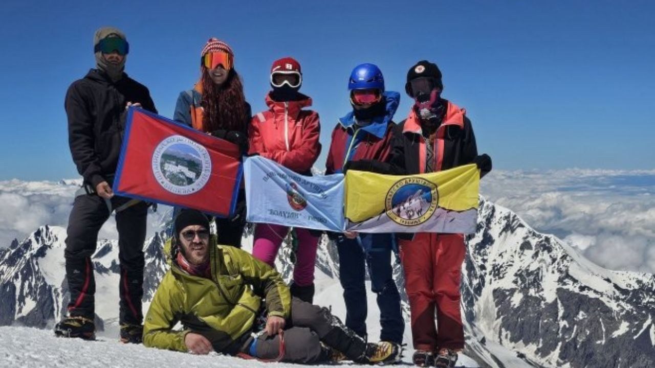 Planinari iz Hercegovine odustali od uspona na Elbrus zbog nevremena, a za tragediju Zeničana doznali u Gruziji