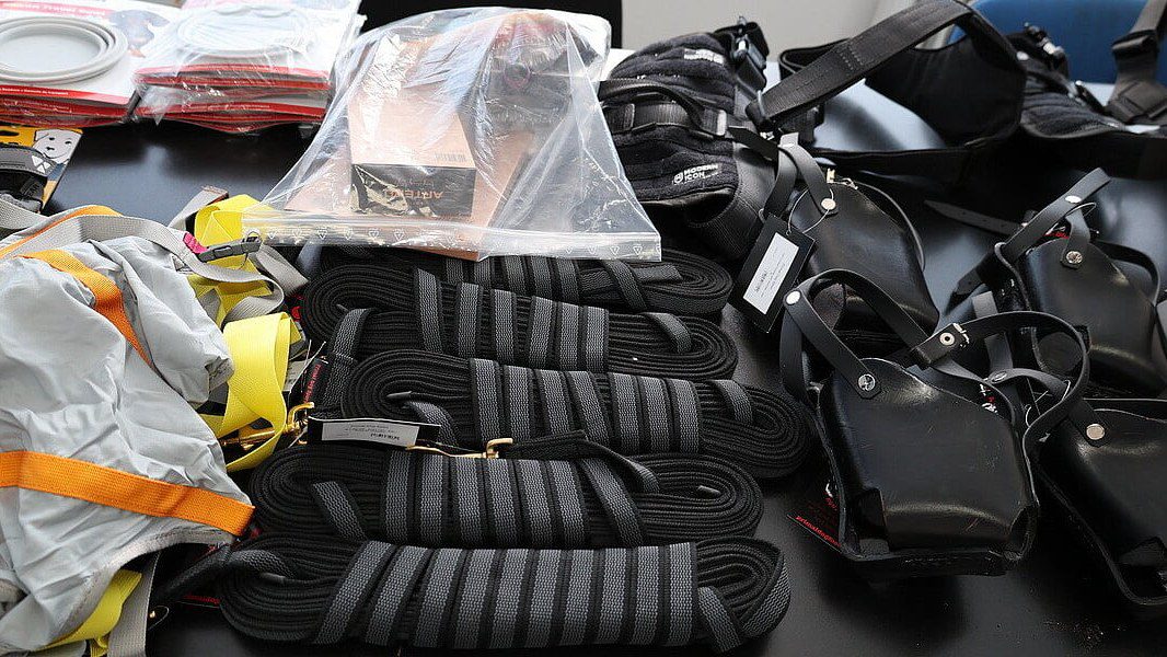 Policija u Goraždu nabavila 25 pancirnih prsluka, stigla i donacija OSCE-a