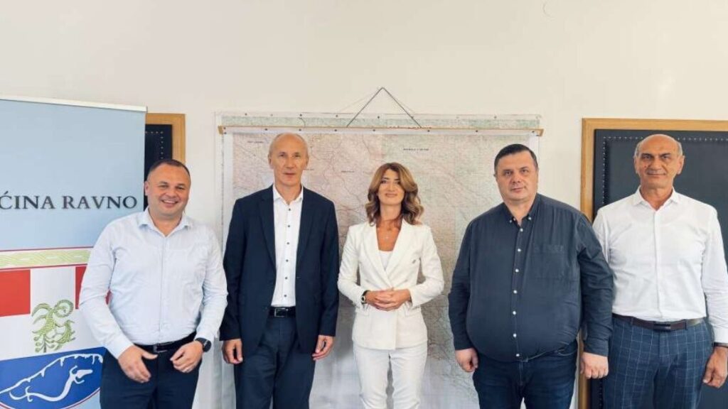 Potpisan ugovor za izgradnju dionice Hutovo–Ravno vrijedne 43,1 milion KM
