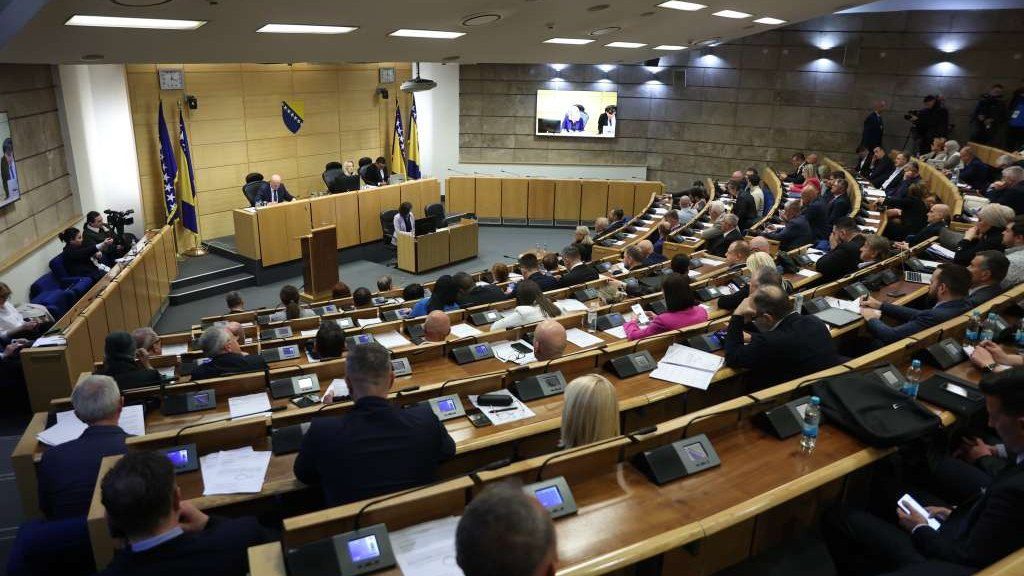 Predstavnički dom PSBiH usvojio izvještaje o UIO-u i akreditaciji fakulteta, zakon o VSTV-u nije prošao