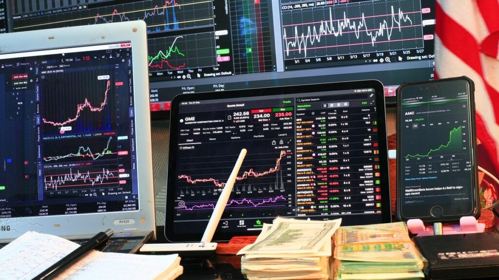 Rekordnih 2,8 biliona dolara u šest mjeseci potvrdilo novi val mega-akvizicija