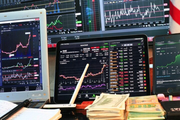 Rekordnih 2,8 biliona dolara u šest mjeseci potvrdilo novi val mega-akvizicija