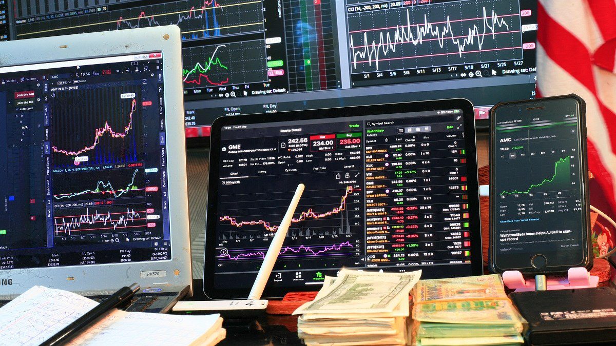 Rekordnih 2,8 biliona dolara u šest mjeseci potvrdilo novi val mega-akvizicija