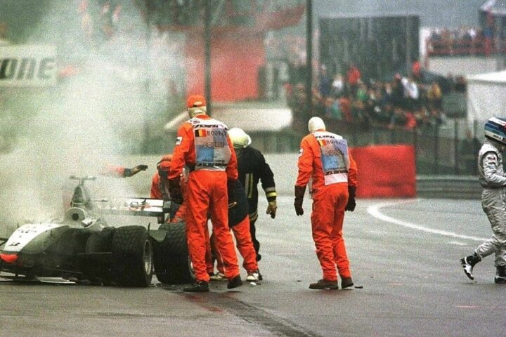 Sjećate li se lančanog sudara u Spa-Francorchampsu 1998.: uništeno 13 bolida na startu