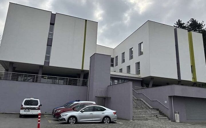 Sud u Bihaću odredio mjesec pritvora osumnjičenom za pokušaj ubistva u Sanskom Mostu
