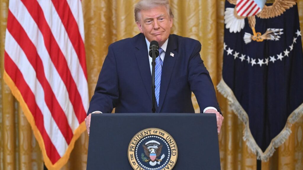 Trump optužio Kinu za miješanje u izbore, američke obavještajne službe navode da nema dokaza o promjeni glasova