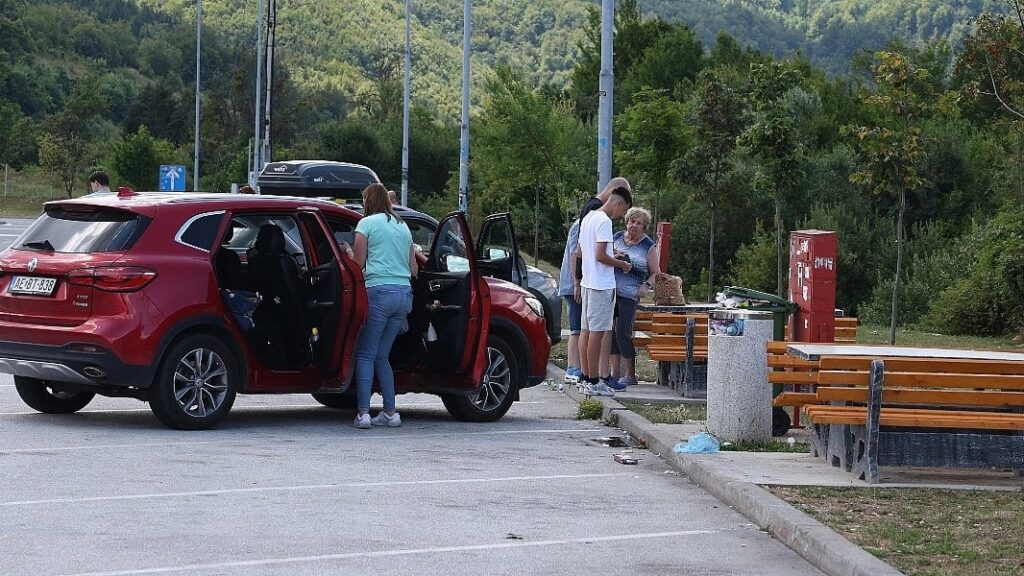 Turisti na Lepenici govorili o cijenama, putevima i dojmu koji im je BiH ostavila