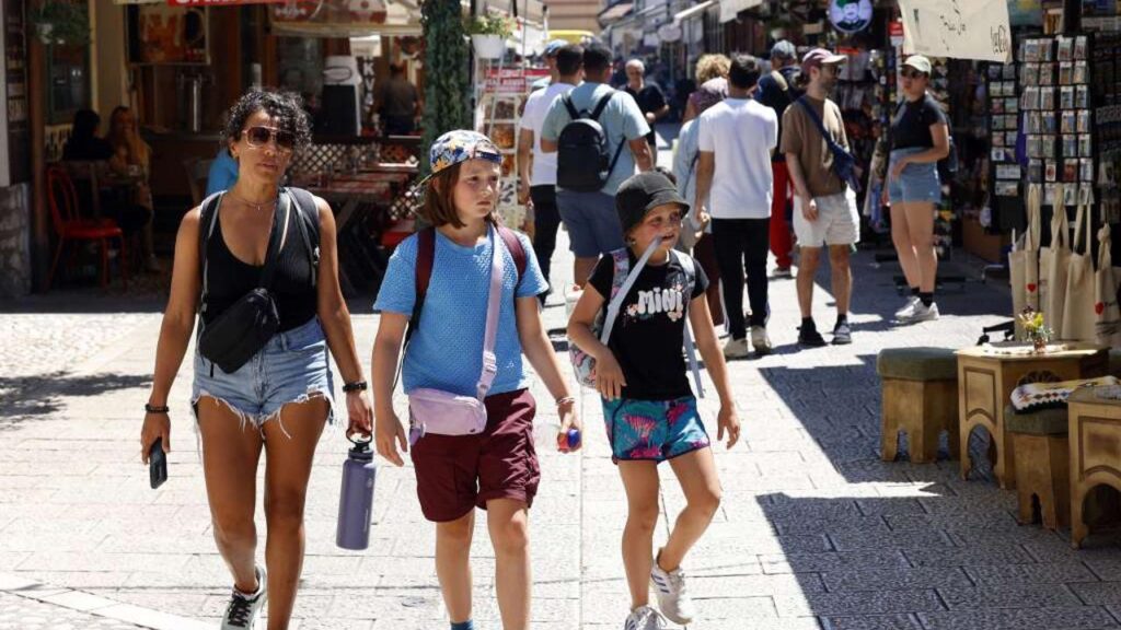 Turizam u FBiH lani ostvario 983 milijuna KM prihoda i 73,7 milijuna KM dobiti