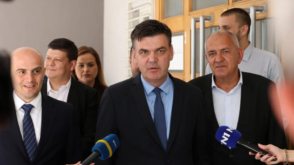 U BiH istekao rok za kandidatske liste, CIK do 20. kolovoza objavljuje ovjerene prijave