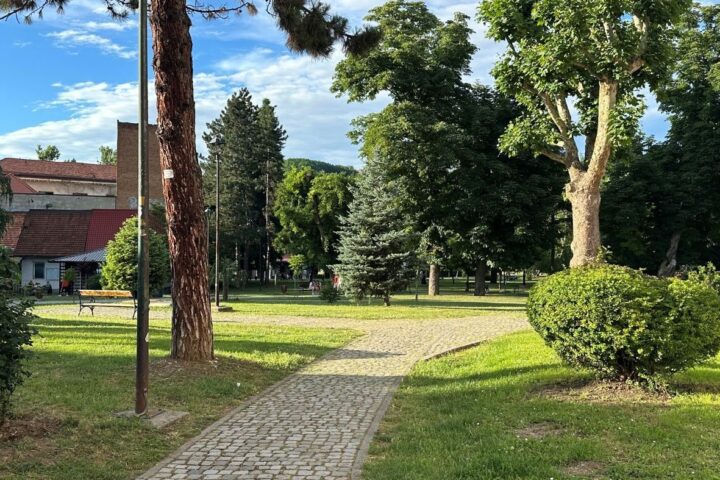 U BiH sunčano prijepodne, a zatim stižu kiša i pljuskovi