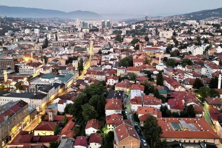 U FBiH u prvom polugodištu realizirano 10.170 kupoprodajnih ugovora, stan u Sarajevu dosegnuo 1,18 milijuna KM