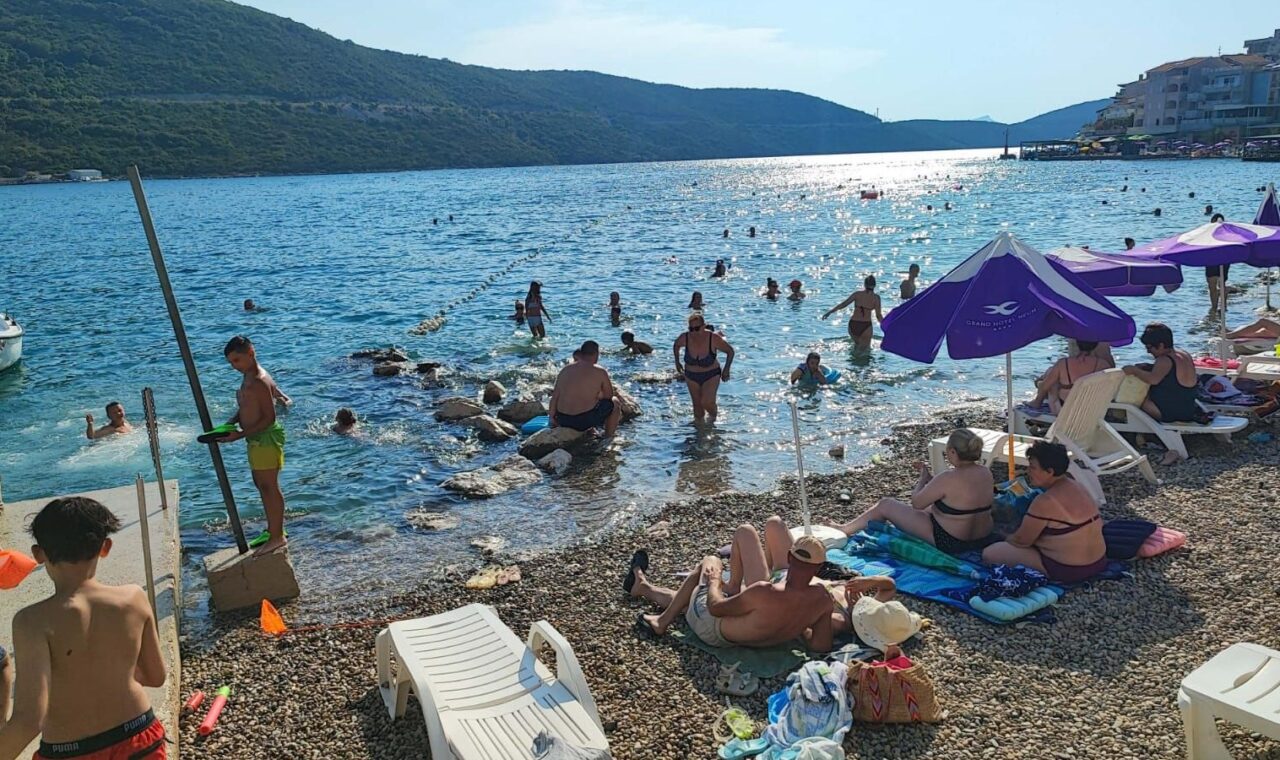 U Neumu još jedan ljetni dan, večeras stiže promjena vremena
