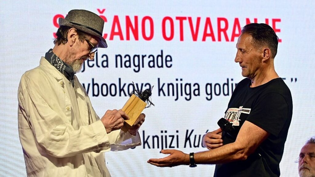 U Sarajevu otvoren Bookstan, Buybookovu nagradu dobio Semezdin Mehmedinović