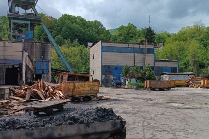 Vlada FBiH izdvojila 2,9 milijuna KM za staž 54 radnika rudnika Breza i Zenica