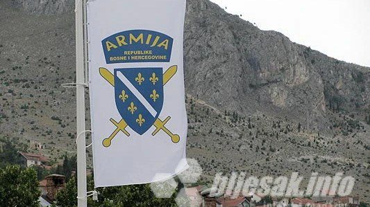 Vlada RS-a usvojila izmjene zakona: kazne za isticanje simbola NDH i Armije BiH do tri godine zatvora