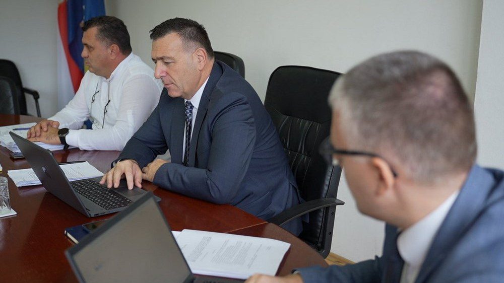 Vlada ŽZH imenovala Zdenka Jelića za vršitelja dužnosti direktora Poduzeća za otkup i obradu duhana u Širokom Brijegu