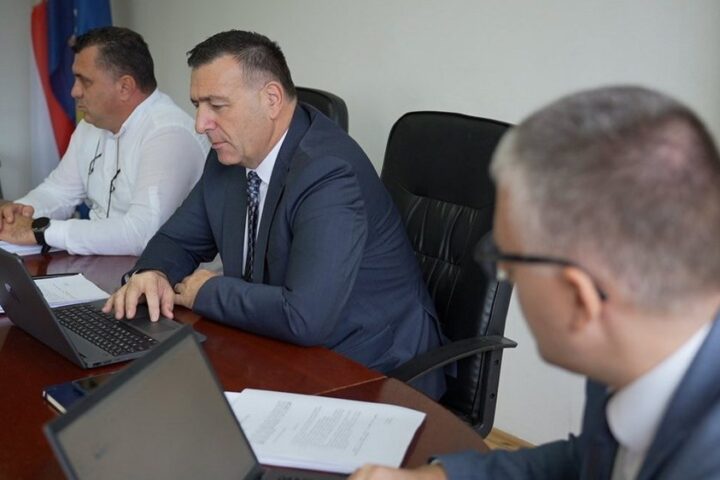 Vlada ŽZH usvojila niz odluka za zdravstvo, službenike i pravosudna tijela