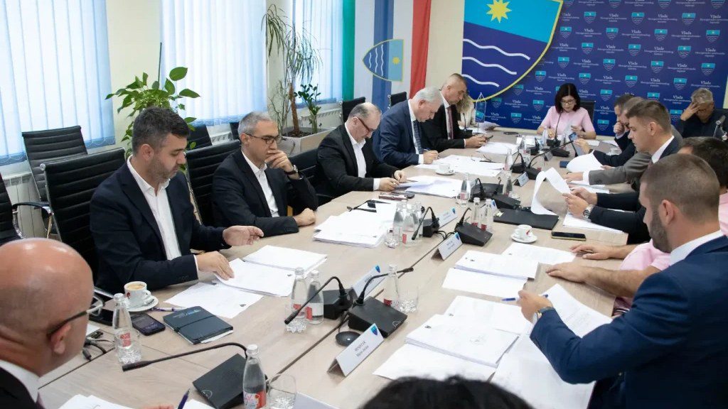 Zakon o plaćama u HNŽ-u i dalje bez nacrta, radne skupine i roka