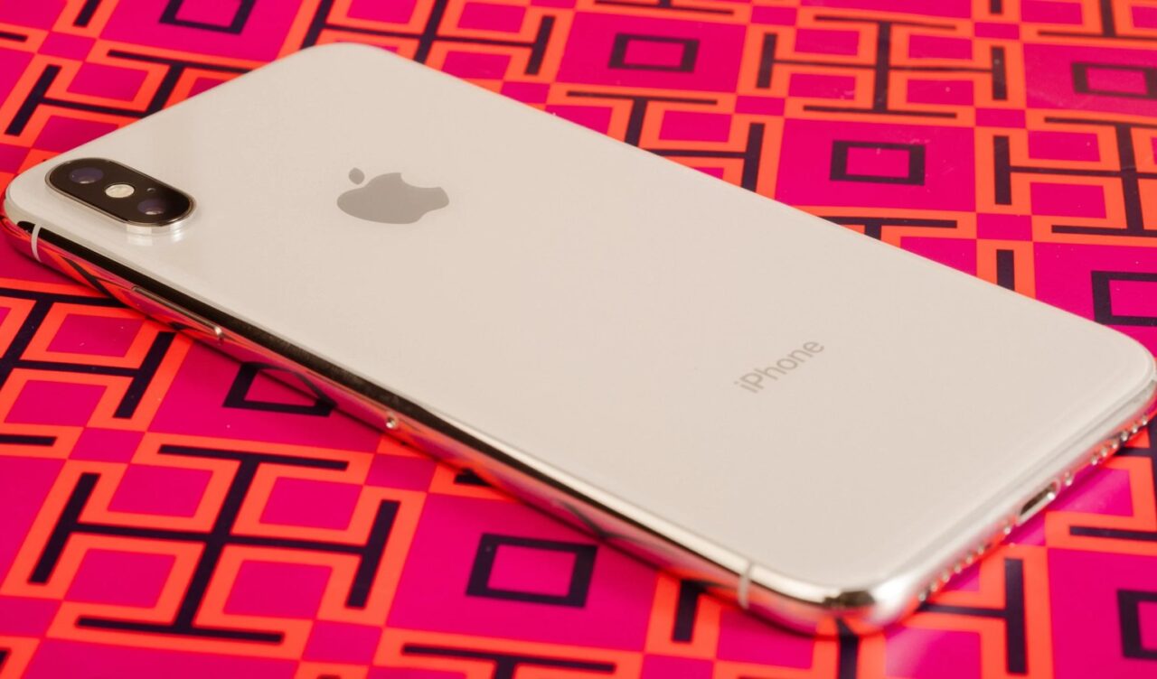 Apple proglasio iPhone X i 15-inčni MacBook Pro iz 2018. zastarjelima